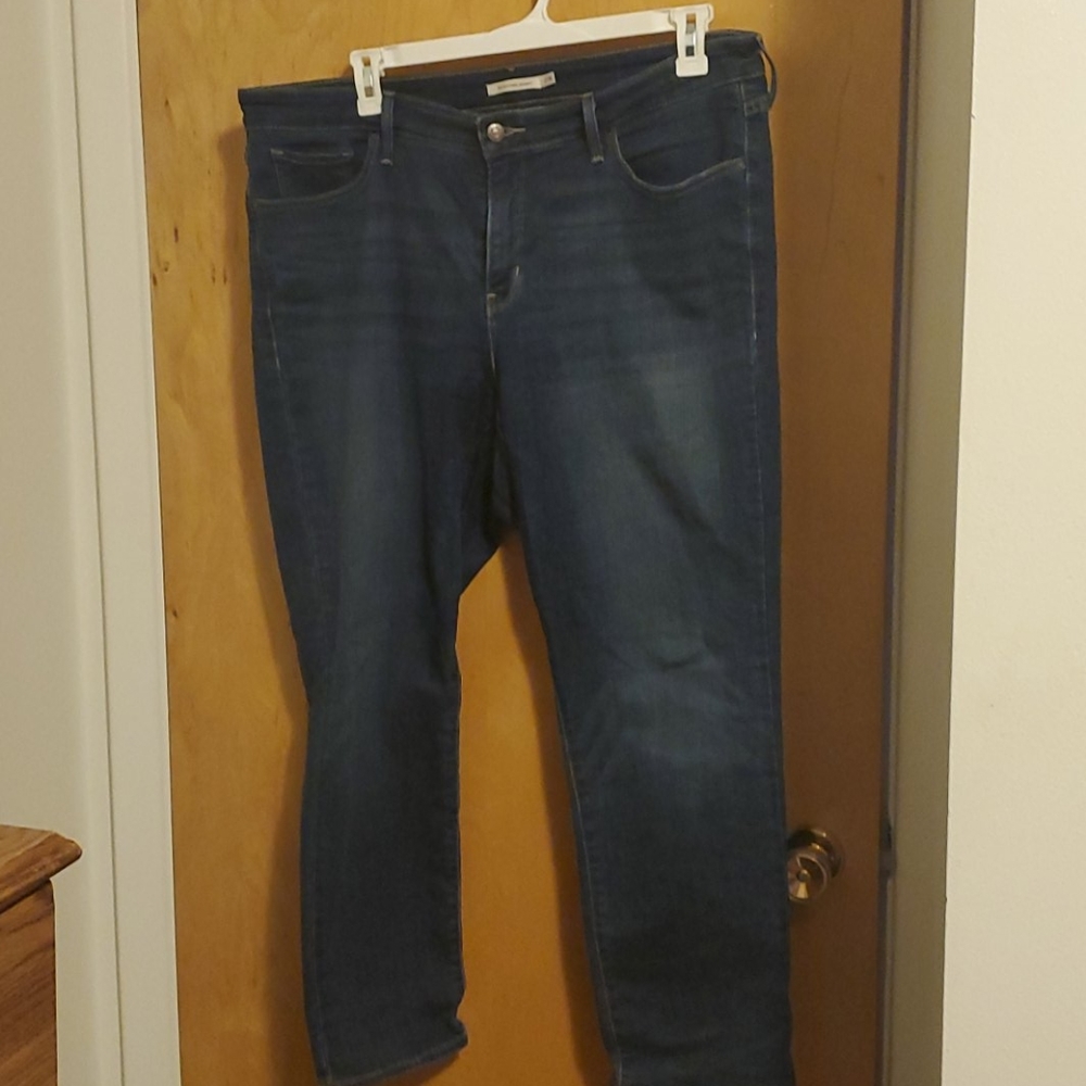 311 Shaping Skinny short